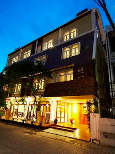 سالیل هتل سوخومویت سوی 8