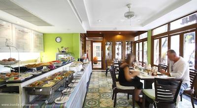 سالیل هتل سوخومویت سوی 8