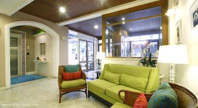 سالیل هتل سوخومویت سوی 8