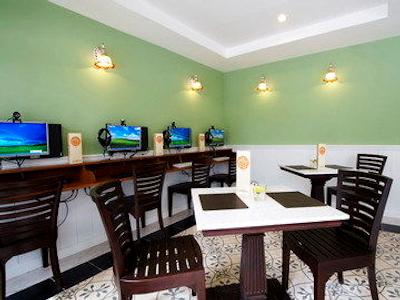 سالیل هتل سوخومویت سوی 8