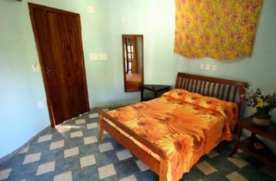 باک دور ویلیج