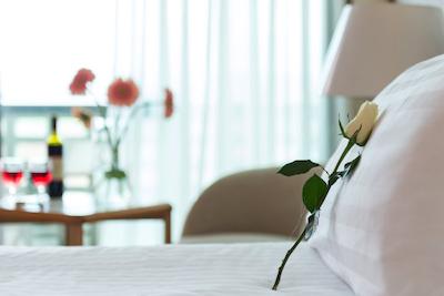 کنستانتینو برز ادنا ریال بیچ هتل