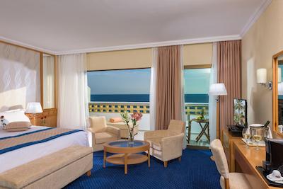 کنستانتینو برز ادنا ریال بیچ هتل