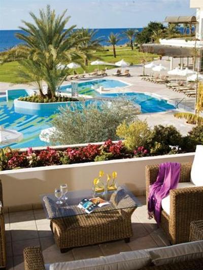 کنستانتینو برز ادنا ریال بیچ هتل