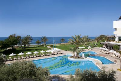 کنستانتینو برز ادنا ریال بیچ هتل