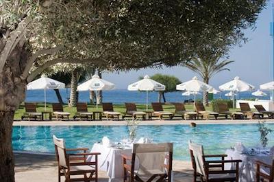 کنستانتینو برز ادنا ریال بیچ هتل