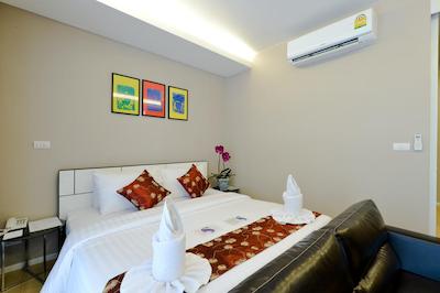 آیچک این اسکای رزیدنس