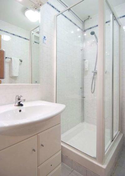 کمفرت این ویکتریا