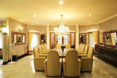 د پجاتن سویتز