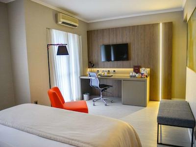 کلارین فاریا لیما