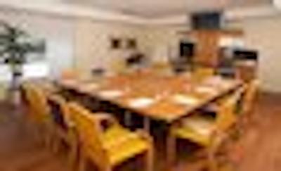 هلید این اکسپرز استراتفرد