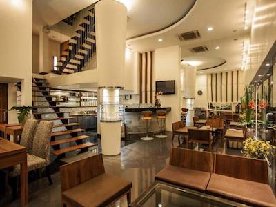 د سیلا بوتیک بد اند بریکفاست