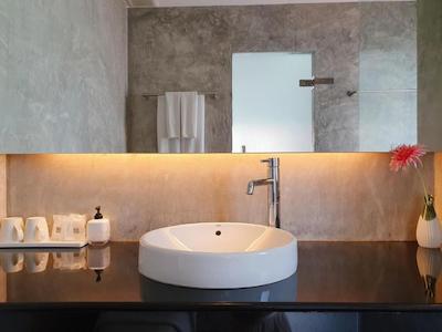 د سیلا بوتیک بد اند بریکفاست