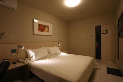 جینجیانگ این بیجینگ وانگفوجینگ