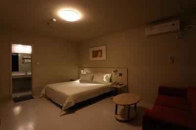 جینجیانگ این بیجینگ وانگفوجینگ