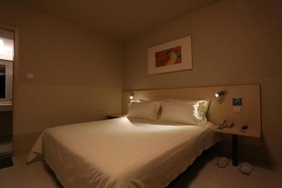 جینجیانگ این بیجینگ وانگفوجینگ