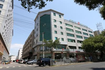 جینجیانگ این بیجینگ وانگفوجینگ