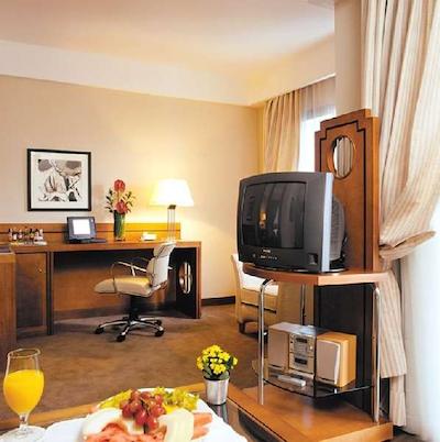 استانپلازا فونچال-فاریا لیما