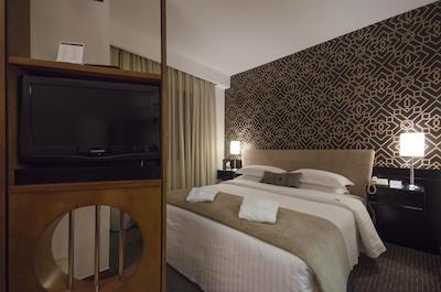 استانپلازا فونچال-فاریا لیما