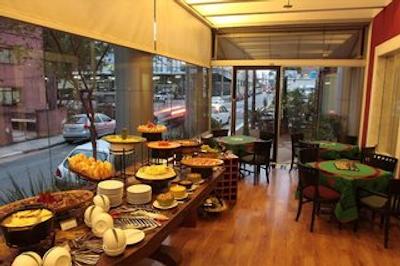 استانپلازا اینترنیشنال