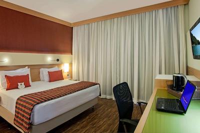 کوالیتی فاریا لیما