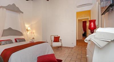 مادنا د منتی سویتز