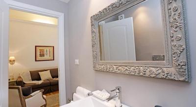 مادنا د منتی سویتز