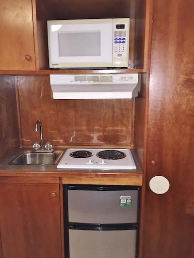 کاناداز بست والو این چینوک استیشن