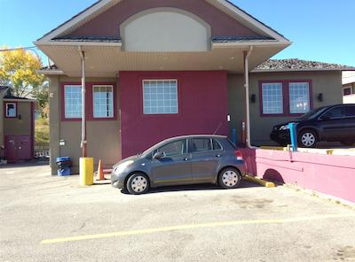 کاناداز بست والو این چینوک استیشن