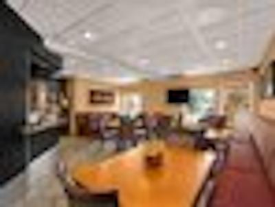 سوپر 8 کالگاری شاونسی اریا