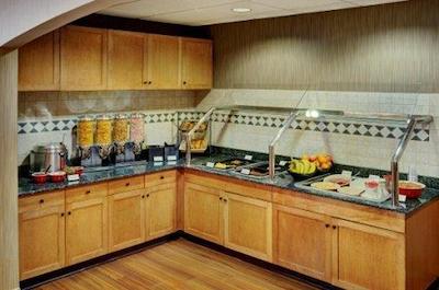 لاکویو سیناتور این کالگاری آیرپرت