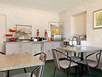 رامادا لیمیتد کالگاری نردوست