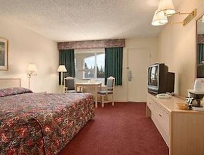 رامادا لیمیتد کالگاری نردوست