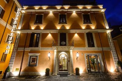 کمفرت هتل بلیوار