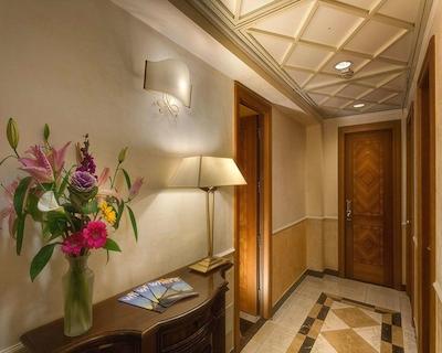 کمفرت هتل بلیوار