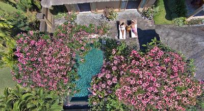 د ویلاز ات اِیانا ریزرت