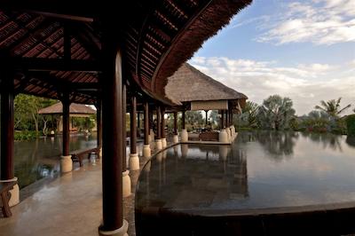 د ویلاز ات اِیانا ریزرت