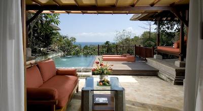 د ویلاز ات اِیانا ریزرت