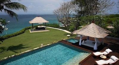 د ویلاز ات اِیانا ریزرت