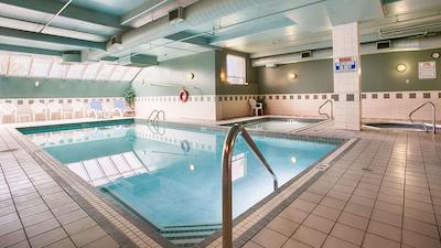 بست وسترن پلاس کالگاری سنتر این