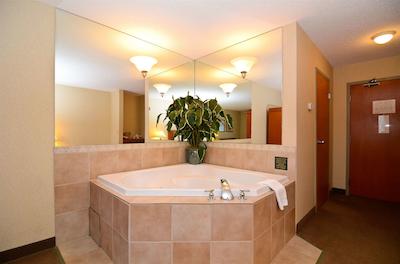 بست وسترن پلاس کالگاری سنتر این