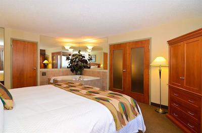 بست وسترن پلاس کالگاری سنتر این