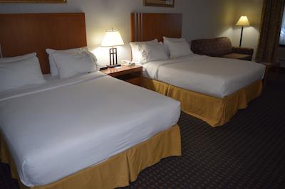 هلید این اکسپرز هتل اند سویتز لدبریج