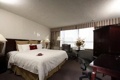 چاتیو لاکمب هتل