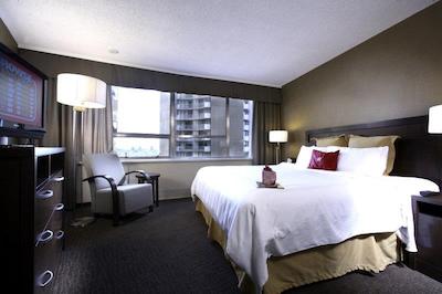 چاتیو لاکمب هتل