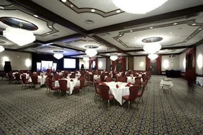 چاتیو لاکمب هتل