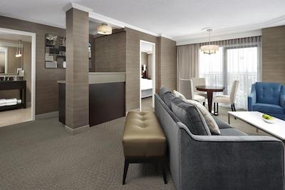 شراتون کاوالیر کالگاری هتل