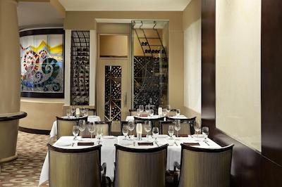 شراتون کاوالیر کالگاری هتل