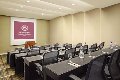 شراتون کاوالیر کالگاری هتل