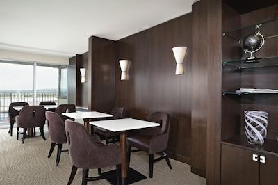 شراتون کاوالیر کالگاری هتل